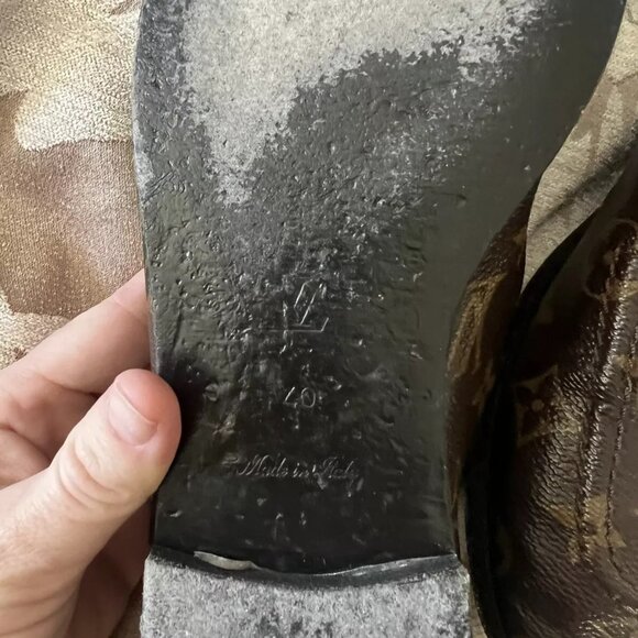 LOUIS VUITTON** RARE**WOMENS MONOGRAM LOAFERS FLAT WITH TASSELS 40 Fit like 8.5 - Picture 7 of 7